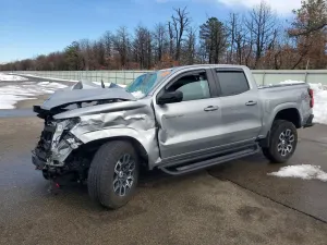 Chevrolet Colorado 2.7L 4 2023