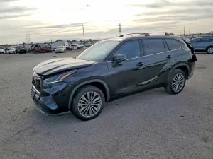 Toyota Highlander 3.5L 6 2021