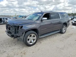 Chevrolet Suburban 5.3L 8 2016