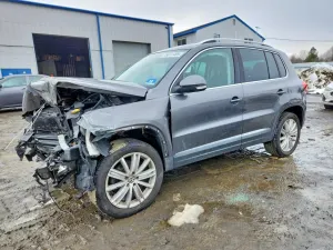 Volkswagen Tiguan 2.0L 4 2014