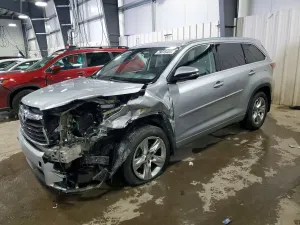 Toyota Highlander 3.5L 6 2015