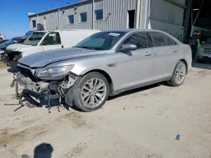 Ford Taurus 3.5L 6 2013