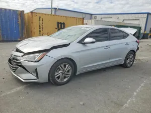 Hyundai Elantra 2.0L 4 2019