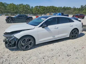 Kia K5 2.5L 4 2025