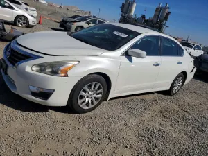 Nissan Altima 2.5L 4 2015
