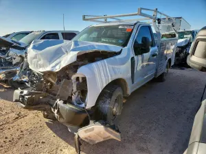 Ford F-250 6.8L 8 2024