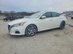 Nissan Altima 2.5L 4 2020