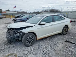 Volkswagen Jetta 1.4L 4 2021