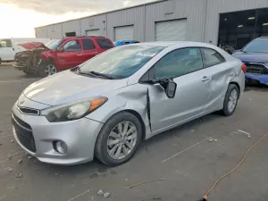 Kia Cerato / Forte / K3 2.0L 4 2015