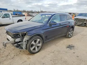 Mercedes-Benz GLC 2.0L 4 2017