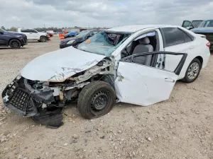 Toyota Camry 2.5L 4 2015