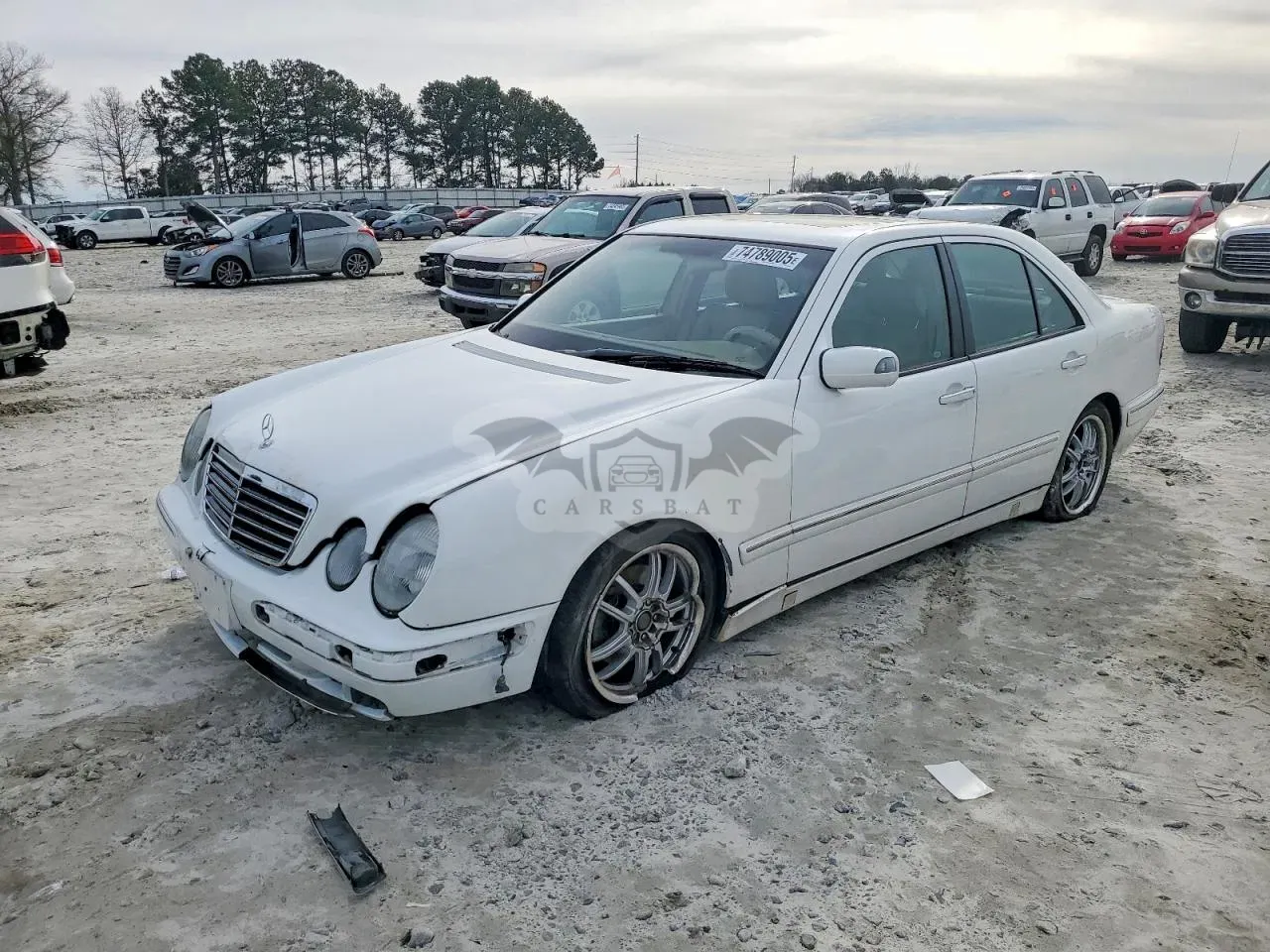 Mercedes-Benz E 4.3L 8 2000