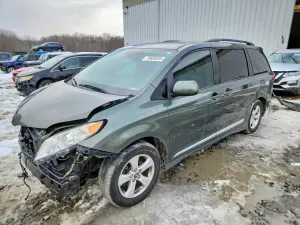 Toyota Sienna 3.5L 6 2019