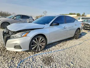 Nissan Altima 2.5L 4 2020