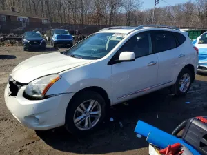 Nissan Rogue 2.5L 4 2013