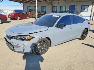 Honda Civic 2.0L 4 2025