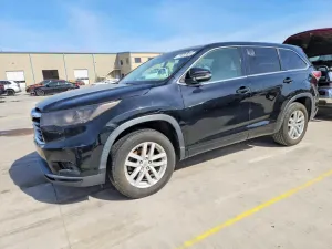 Toyota Highlander 3.5L 6 2015