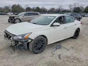 Nissan Altima 2.5L 4 2020