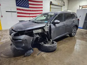 Nissan Rogue 2.5L 4 2021