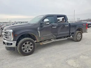 Ford F-350 6.7L 8 2025