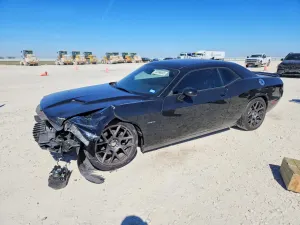 Dodge Challenger 5.7L 8 2016