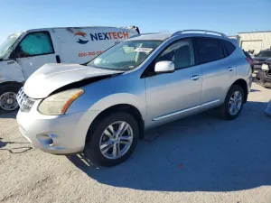 Nissan Rogue 2.5L 4 2012