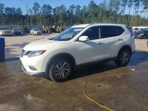 Nissan Rogue 2.5L 4 2015