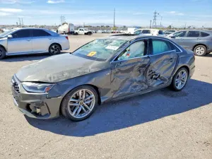 Audi A4 2.0L 4 2024