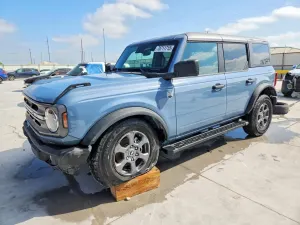 Ford Bronco 2.3L 4 2024