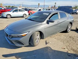 Hyundai Elantra 2.0L 4 2024