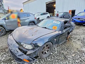 Mazda MX-5 (Miata) 1.8L 4 1999