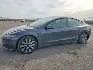 Tesla Model 3 2025