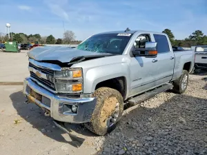 Chevrolet Silverado 1500 6.6L 8 2015
