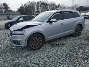 Audi Q7 2.0L 4 2018