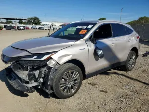 Toyota Venza 2.5L 4 2021
