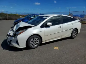 Toyota Prius 1.8L 4 2016