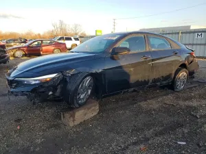 Hyundai Elantra 2.0L 4 2024