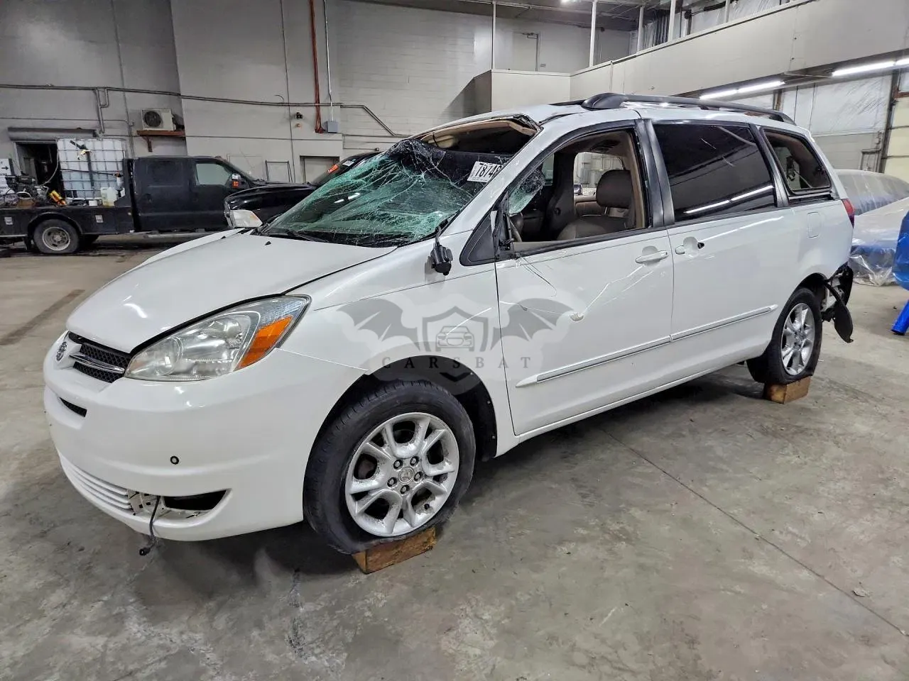 Toyota Sienna 3.3L 6 2004