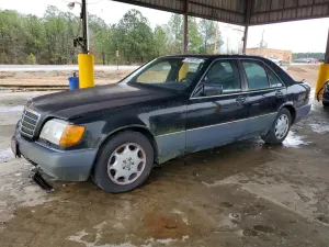 Mercedes-Benz 300 3.2L 6 1993