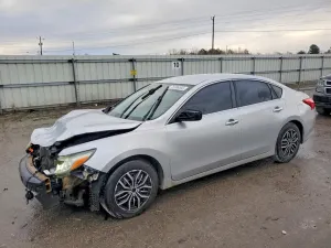 Nissan Altima 2.5L 4 2017
