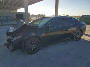 Toyota Camry 2.5L 4 2022