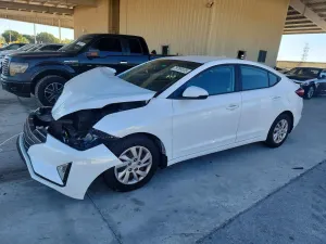 Hyundai Elantra 2.0L 4 2020