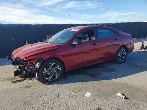 Hyundai Elantra 2.0L 4 2025