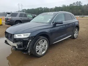 Audi Q5 2.0L 4 2018