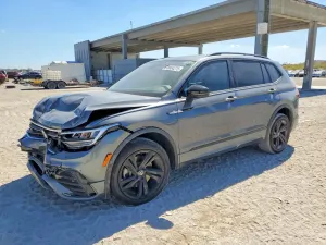 Volkswagen Tiguan 2.0L 4 2024