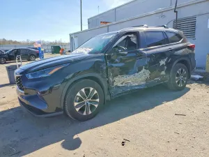Toyota Highlander 2.4L 4 2023
