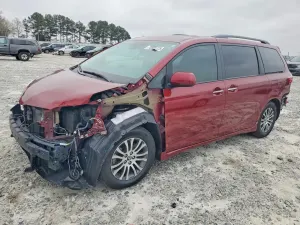Toyota Sienna 3.5L 6 2020