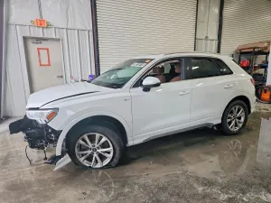 Audi Q3 2.0L 4 2023