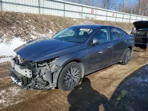 Nissan Altima 2.5L 4 2024