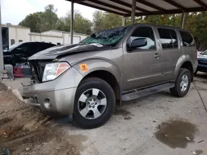 Nissan Pathfinder LE 4.0L 6 2006